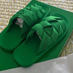Bottega Veneta Emerald Green Woven Slides/unisex